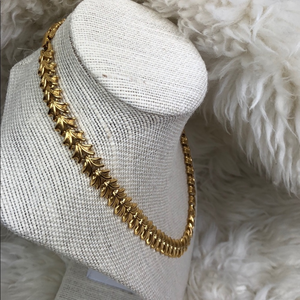 Vintage gold necklace - Picture 3 of 7